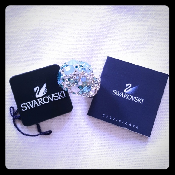 SWAROVSKI CHIC MULTI BLUE RING 1041083 - Picture 1 of 8